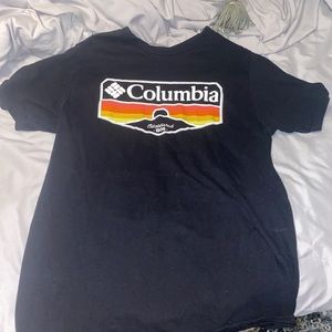 Small men’s Columbia tee shirt!
